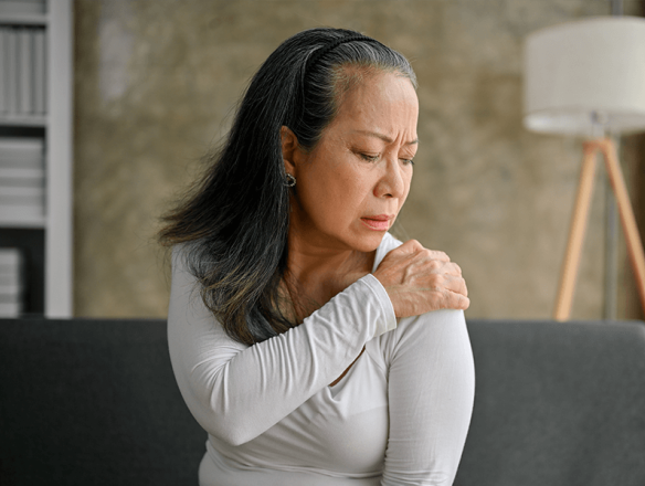 Woman with shoulder arthritis